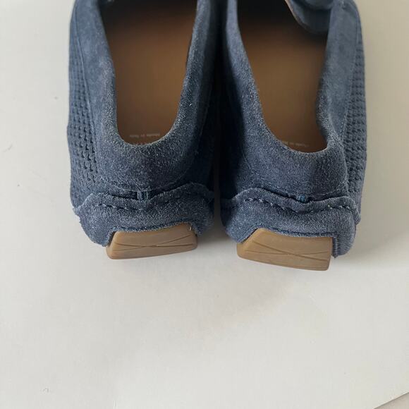 Aquatalia 'Sawyer' Women's 6 Perforated Blue Suede Driving Loafer - Picture 5 of 9